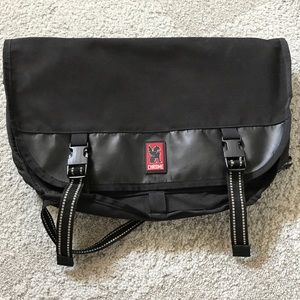Chrome mini messenger bag in black